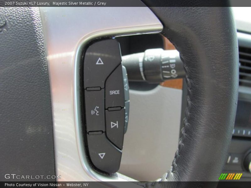 Majestic Silver Metallic / Grey 2007 Suzuki XL7 Luxury