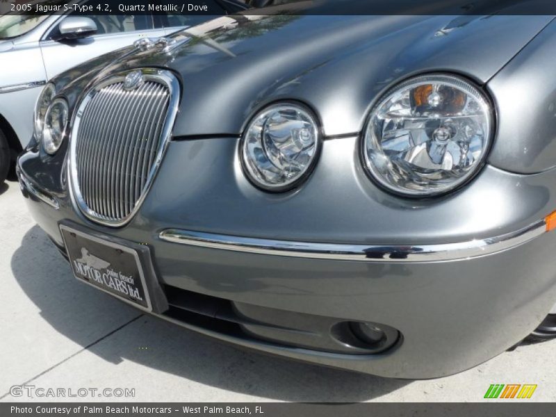 Quartz Metallic / Dove 2005 Jaguar S-Type 4.2