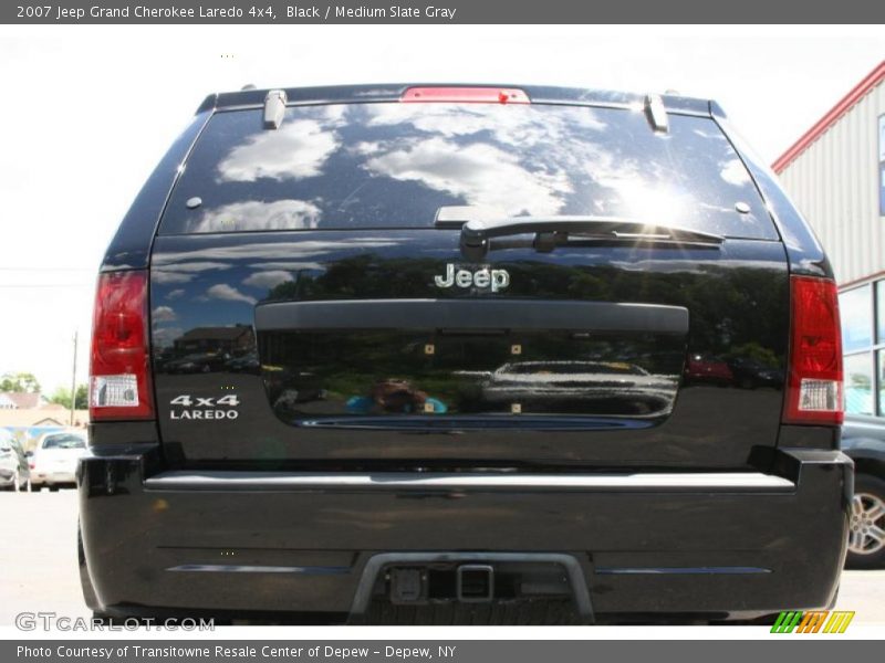 Black / Medium Slate Gray 2007 Jeep Grand Cherokee Laredo 4x4
