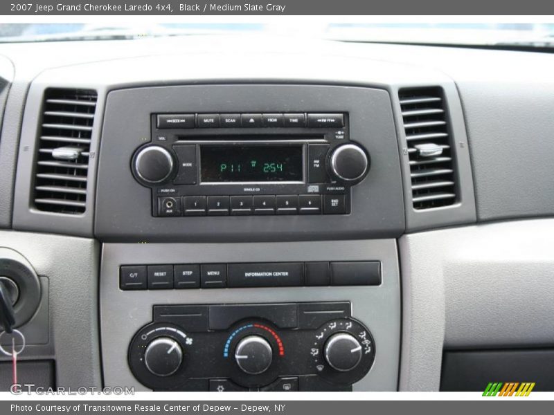 Black / Medium Slate Gray 2007 Jeep Grand Cherokee Laredo 4x4