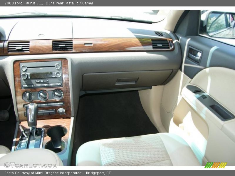 Dune Pearl Metallic / Camel 2008 Ford Taurus SEL
