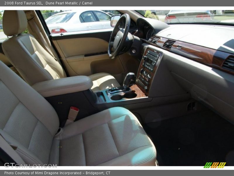 Dune Pearl Metallic / Camel 2008 Ford Taurus SEL