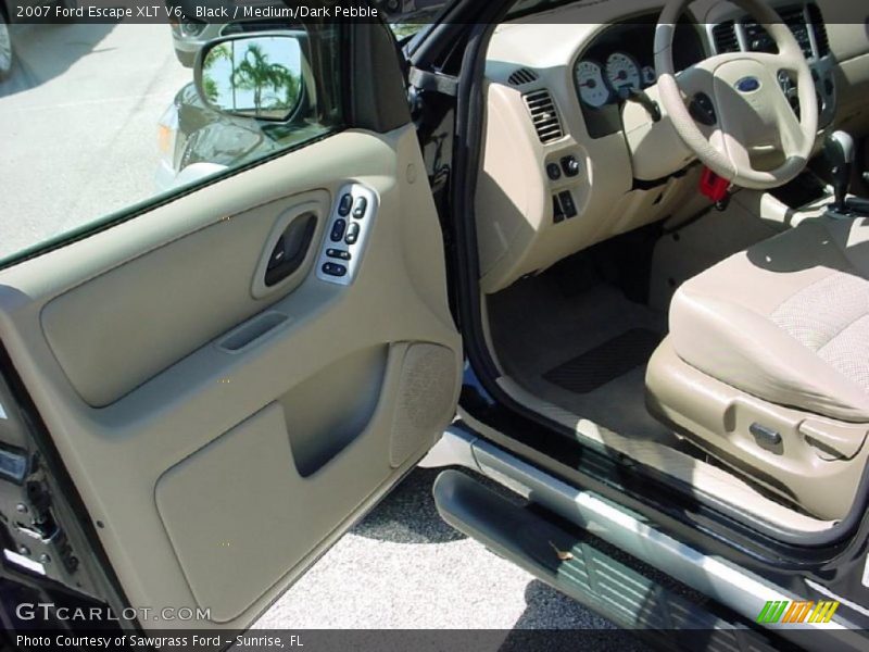 Black / Medium/Dark Pebble 2007 Ford Escape XLT V6