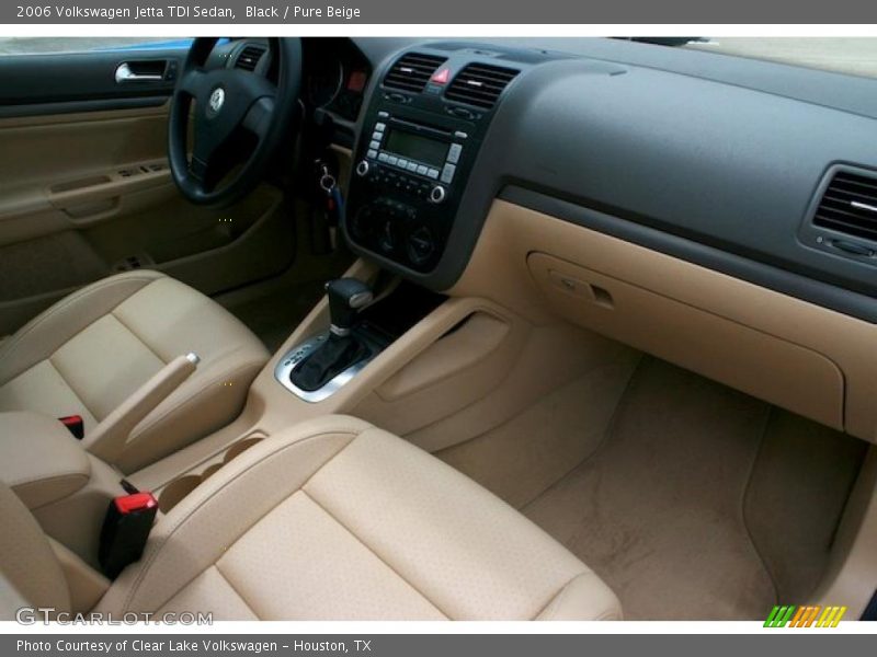 Black / Pure Beige 2006 Volkswagen Jetta TDI Sedan
