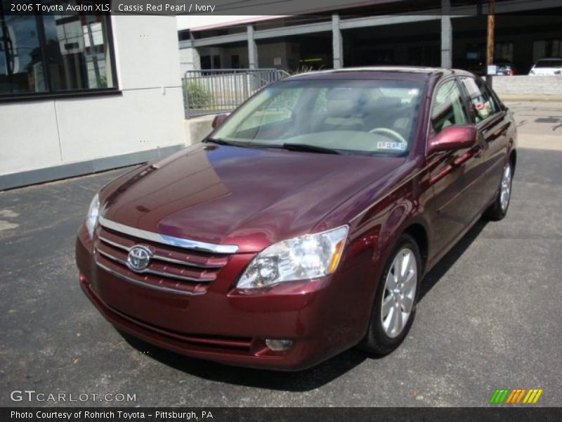 Cassis Red Pearl / Ivory 2006 Toyota Avalon XLS