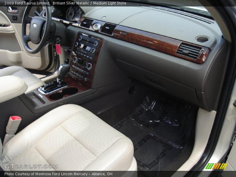Brilliant Silver Metallic / Medium Light Stone 2009 Ford Taurus Limited