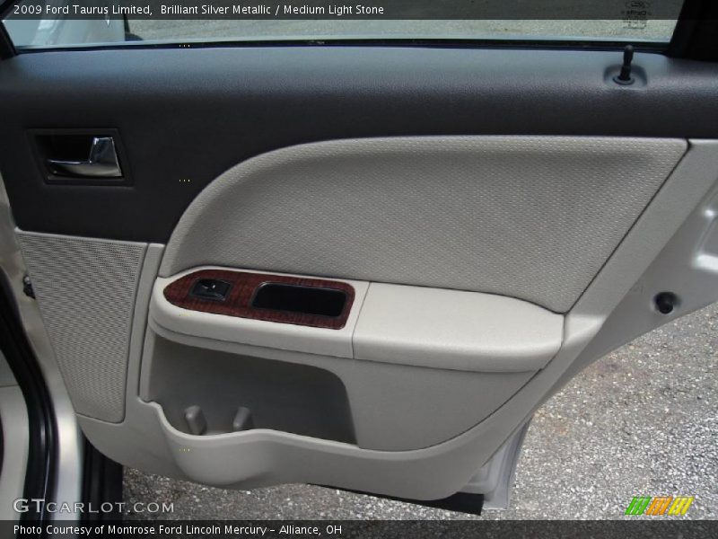 Brilliant Silver Metallic / Medium Light Stone 2009 Ford Taurus Limited