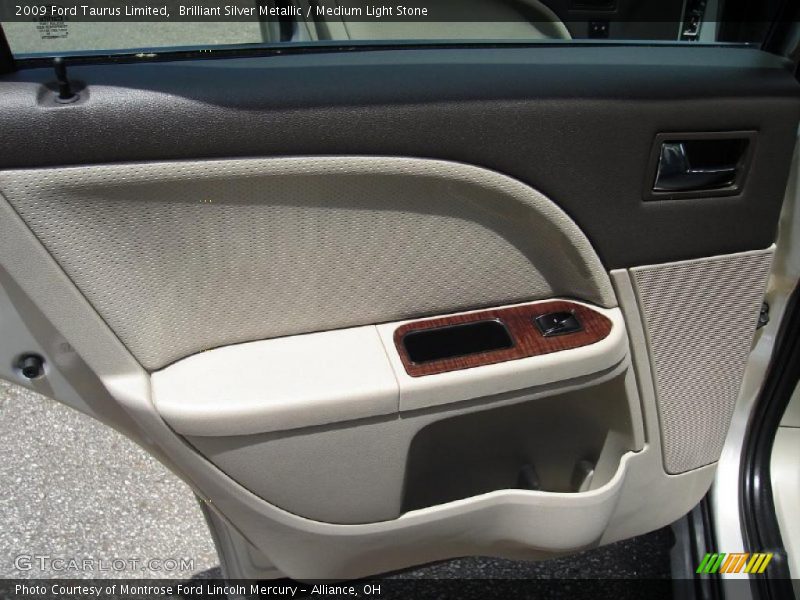Brilliant Silver Metallic / Medium Light Stone 2009 Ford Taurus Limited
