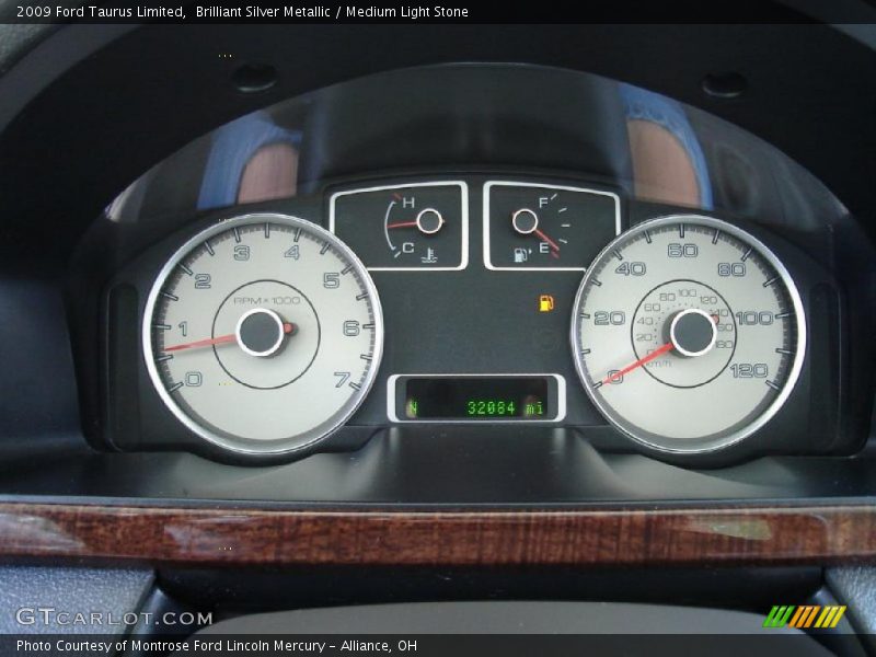Brilliant Silver Metallic / Medium Light Stone 2009 Ford Taurus Limited