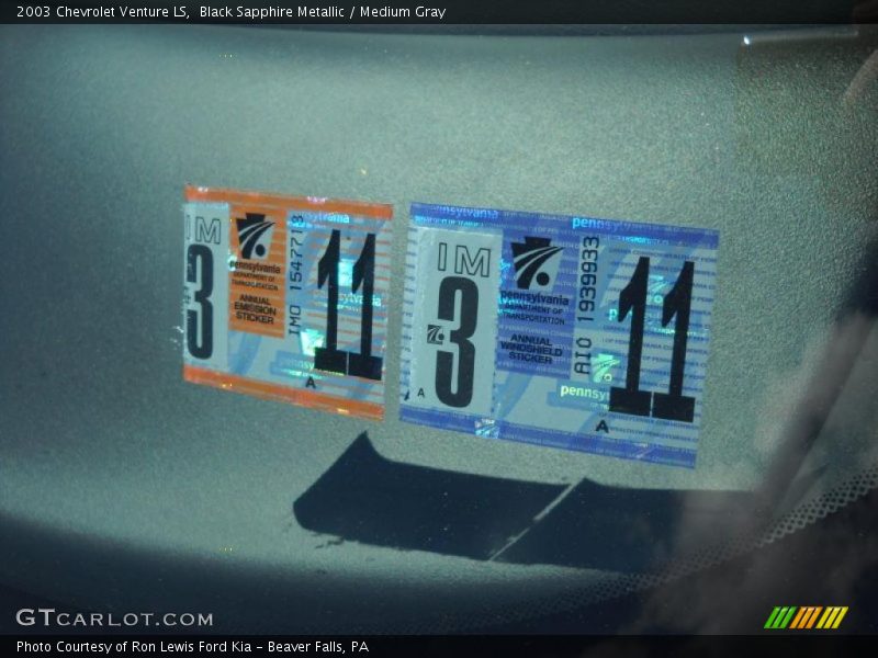 Black Sapphire Metallic / Medium Gray 2003 Chevrolet Venture LS