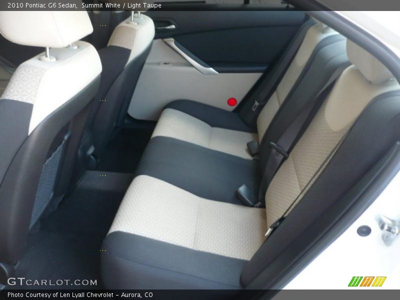 Summit White / Light Taupe 2010 Pontiac G6 Sedan