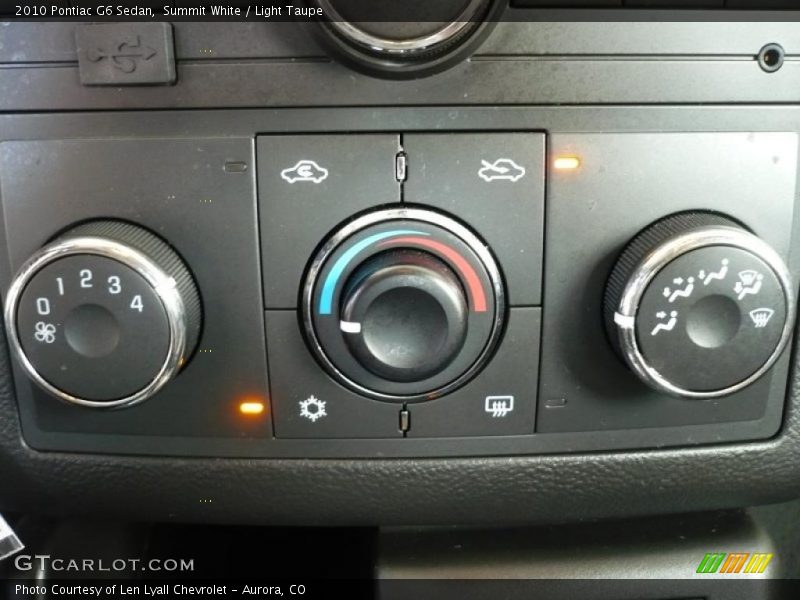 Summit White / Light Taupe 2010 Pontiac G6 Sedan