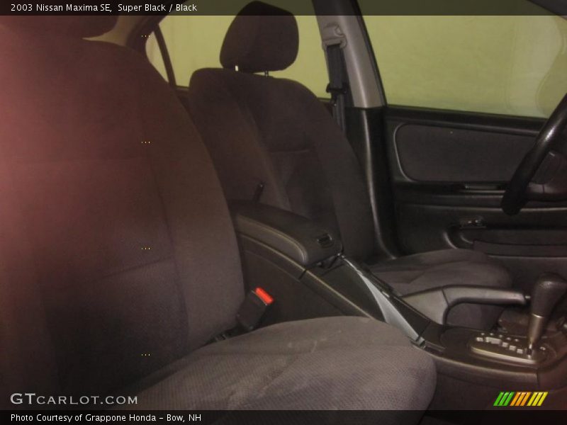 Super Black / Black 2003 Nissan Maxima SE