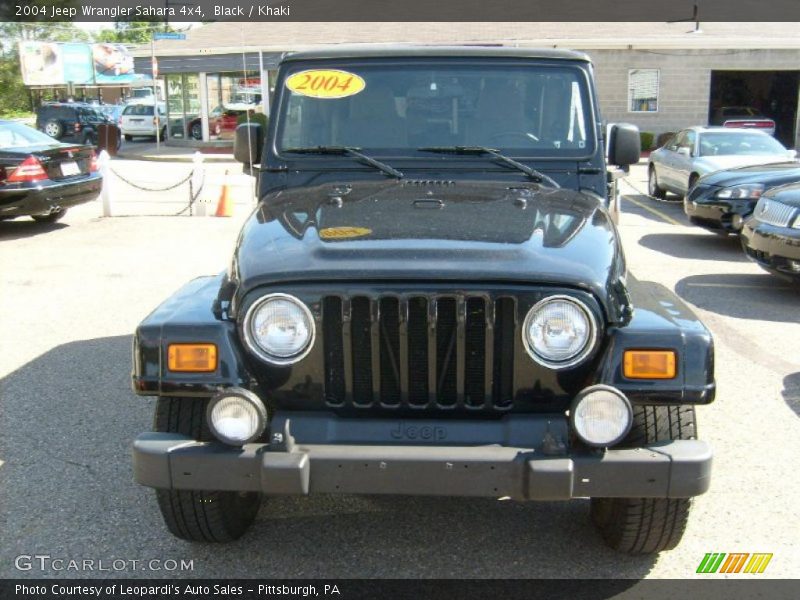 Black / Khaki 2004 Jeep Wrangler Sahara 4x4