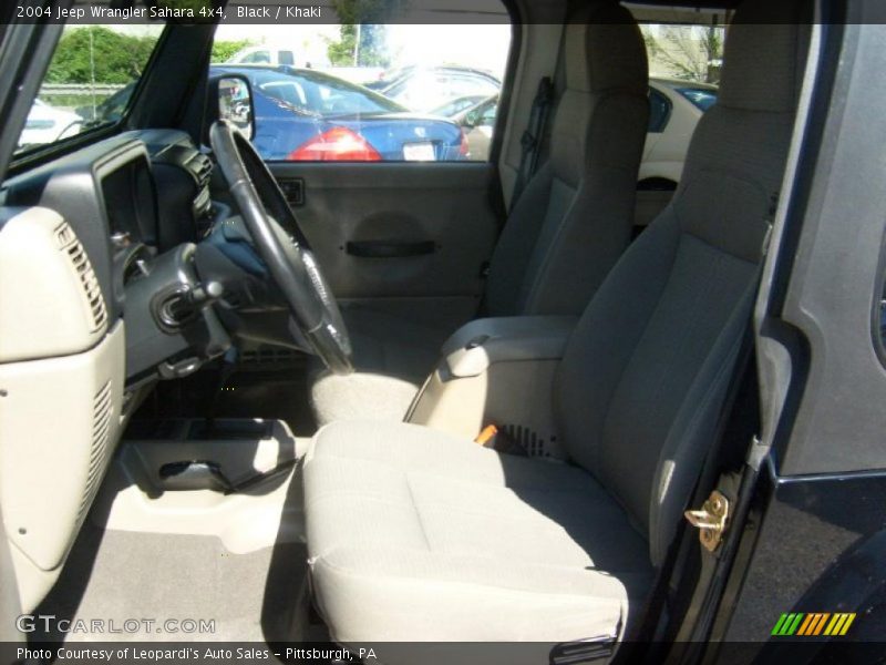 Black / Khaki 2004 Jeep Wrangler Sahara 4x4