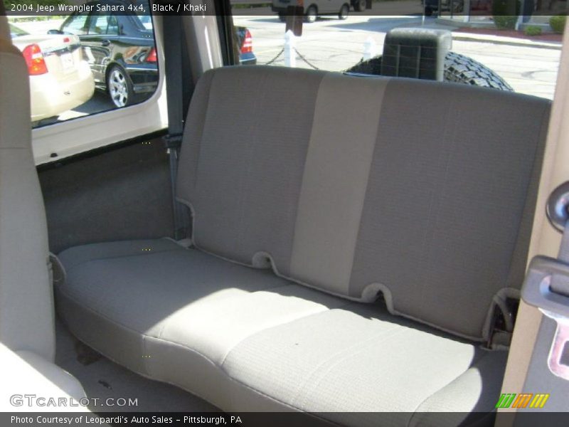 Black / Khaki 2004 Jeep Wrangler Sahara 4x4