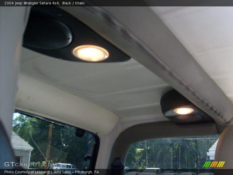 Black / Khaki 2004 Jeep Wrangler Sahara 4x4