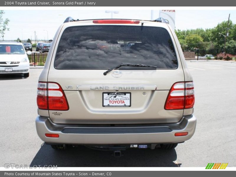 Sonora Gold Pearl / Ivory 2004 Toyota Land Cruiser