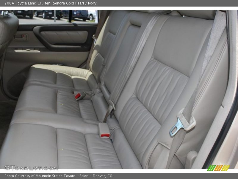 Sonora Gold Pearl / Ivory 2004 Toyota Land Cruiser