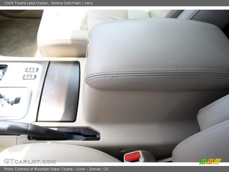 Sonora Gold Pearl / Ivory 2004 Toyota Land Cruiser