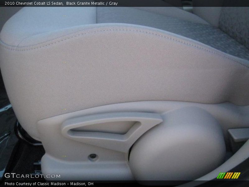 Black Granite Metallic / Gray 2010 Chevrolet Cobalt LS Sedan
