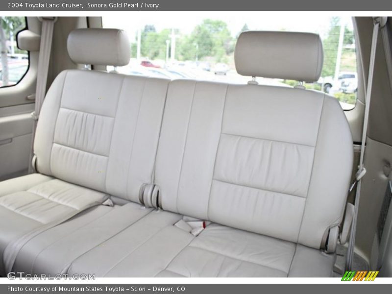 Sonora Gold Pearl / Ivory 2004 Toyota Land Cruiser