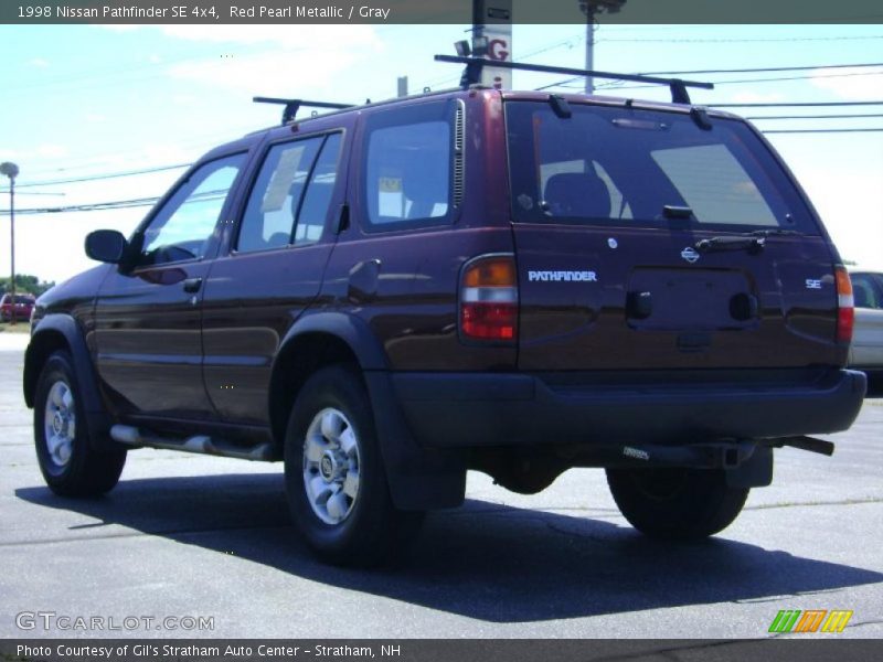 Red Pearl Metallic / Gray 1998 Nissan Pathfinder SE 4x4