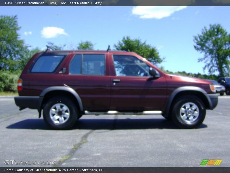 Red Pearl Metallic / Gray 1998 Nissan Pathfinder SE 4x4