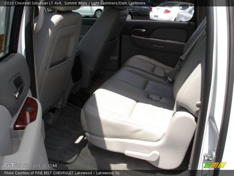 Summit White / Light Cashmere/Dark Cashmere 2010 Chevrolet Suburban LT 4x4