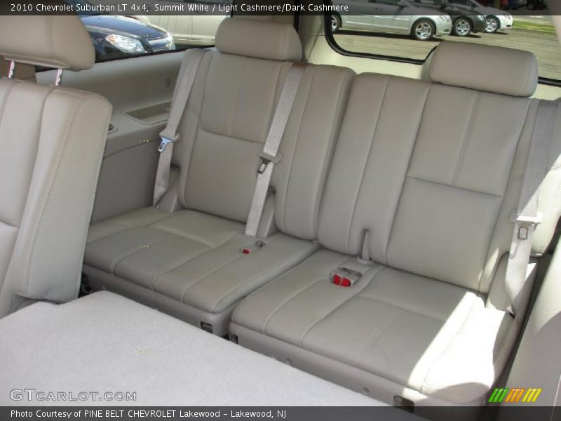 Summit White / Light Cashmere/Dark Cashmere 2010 Chevrolet Suburban LT 4x4