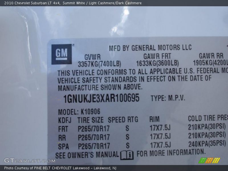 Summit White / Light Cashmere/Dark Cashmere 2010 Chevrolet Suburban LT 4x4