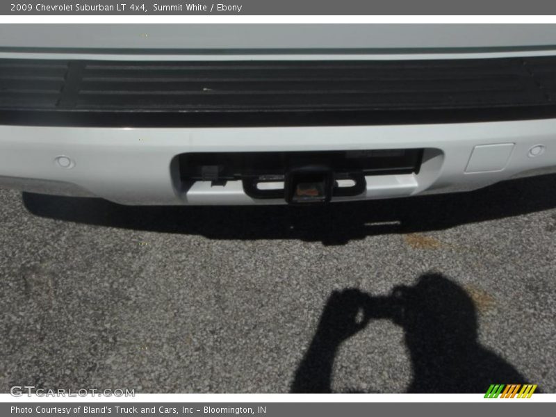 Summit White / Ebony 2009 Chevrolet Suburban LT 4x4