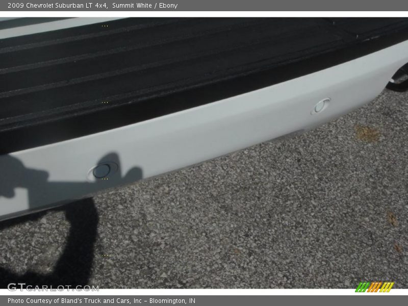 Summit White / Ebony 2009 Chevrolet Suburban LT 4x4