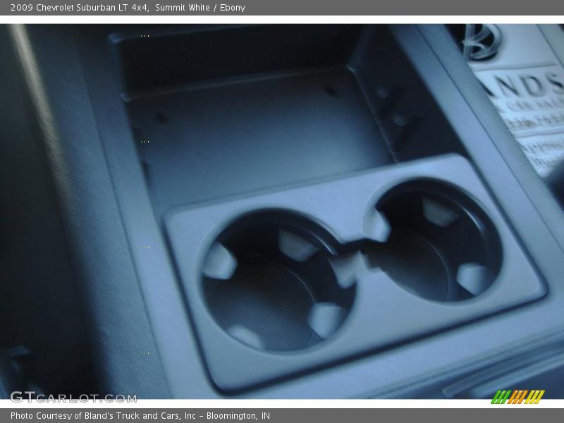 Summit White / Ebony 2009 Chevrolet Suburban LT 4x4