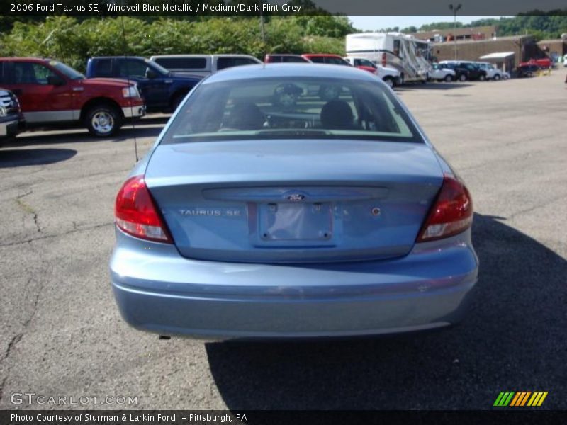 Windveil Blue Metallic / Medium/Dark Flint Grey 2006 Ford Taurus SE