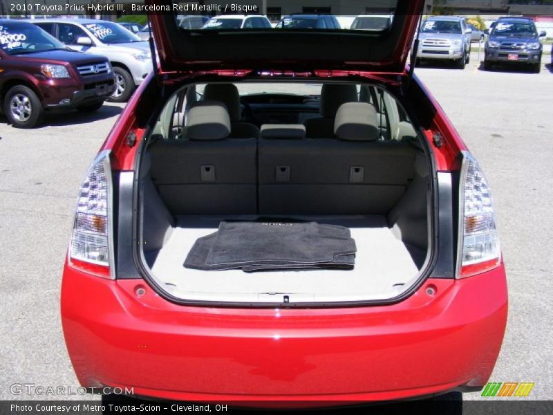 Barcelona Red Metallic / Bisque 2010 Toyota Prius Hybrid III