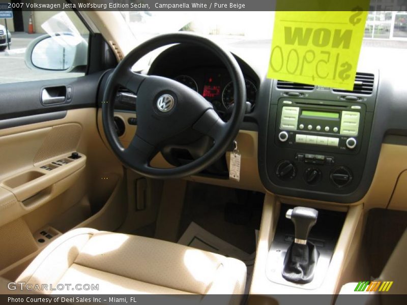 Campanella White / Pure Beige 2007 Volkswagen Jetta Wolfsburg Edition Sedan