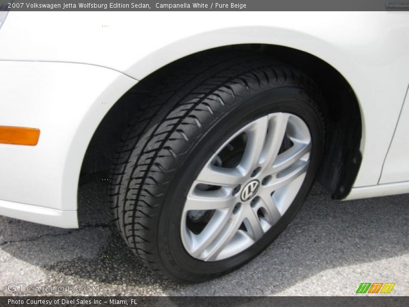 Campanella White / Pure Beige 2007 Volkswagen Jetta Wolfsburg Edition Sedan