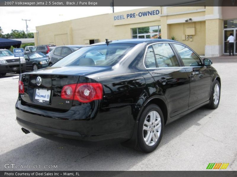 Black / Pure Beige 2007 Volkswagen Jetta 2.5 Sedan