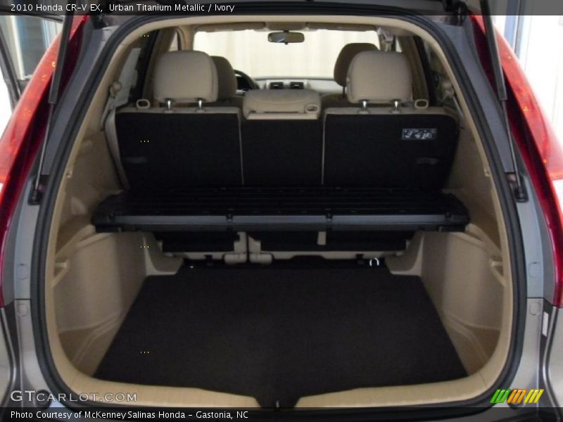 Urban Titanium Metallic / Ivory 2010 Honda CR-V EX