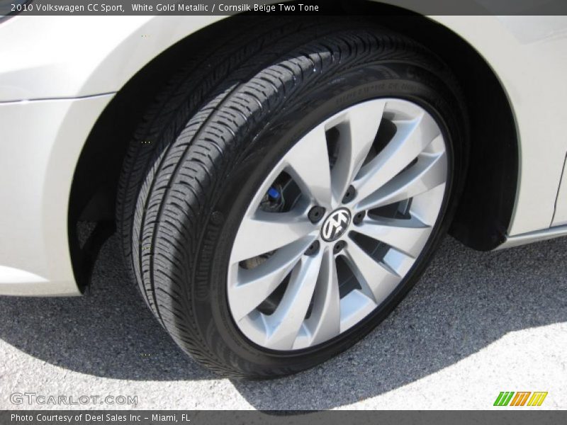 White Gold Metallic / Cornsilk Beige Two Tone 2010 Volkswagen CC Sport