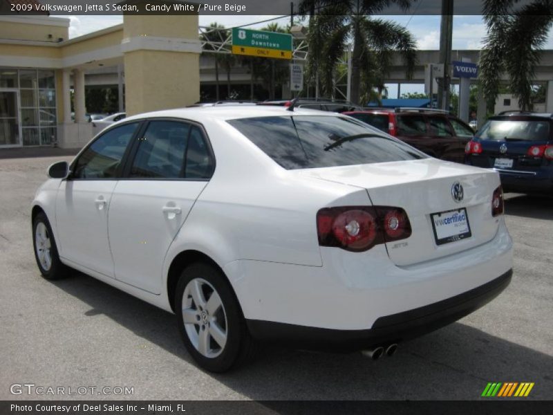 Candy White / Pure Beige 2009 Volkswagen Jetta S Sedan