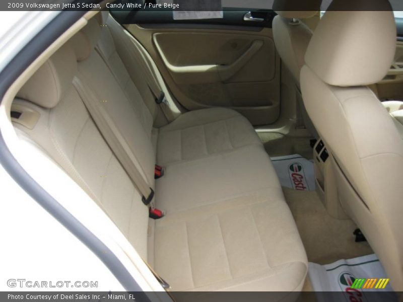 Candy White / Pure Beige 2009 Volkswagen Jetta S Sedan
