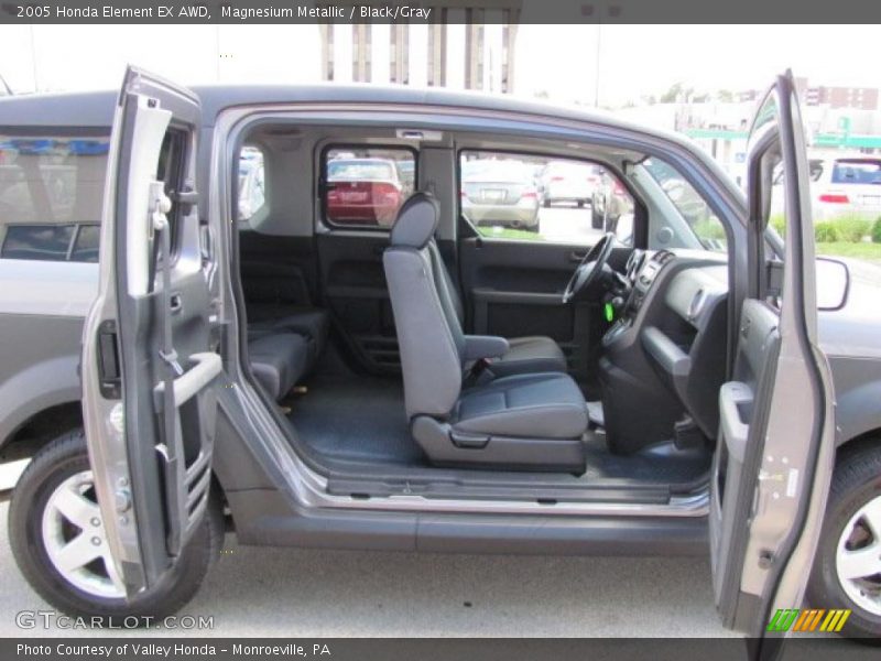 Magnesium Metallic / Black/Gray 2005 Honda Element EX AWD