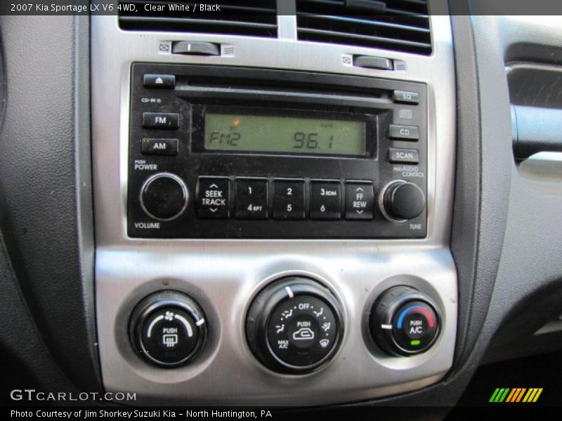 Clear White / Black 2007 Kia Sportage LX V6 4WD
