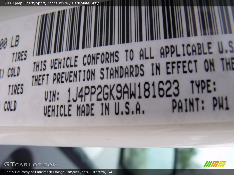 Stone White / Dark Slate Gray 2010 Jeep Liberty Sport