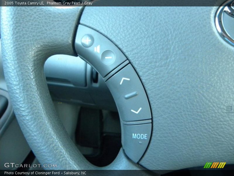 Phantom Gray Pearl / Gray 2005 Toyota Camry LE