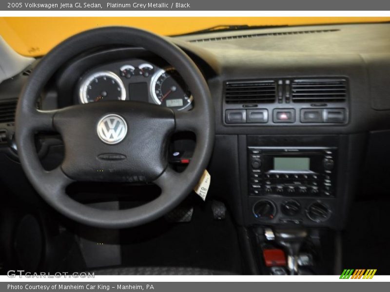 Platinum Grey Metallic / Black 2005 Volkswagen Jetta GL Sedan