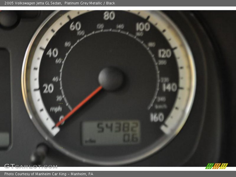 Platinum Grey Metallic / Black 2005 Volkswagen Jetta GL Sedan