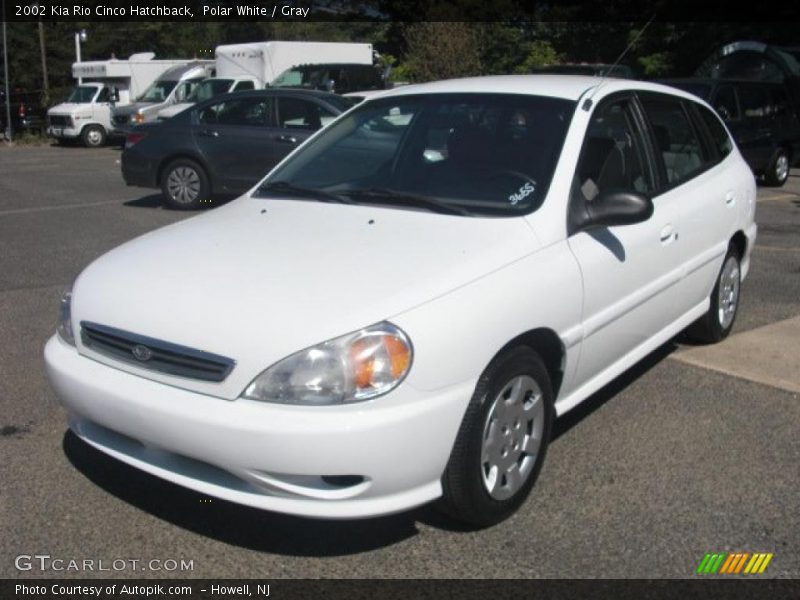 Polar White / Gray 2002 Kia Rio Cinco Hatchback